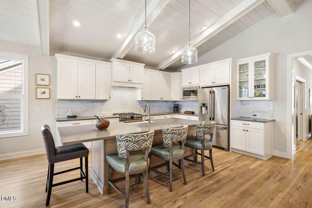 45 Post Oak Road, Chapel Hill, NC 27516