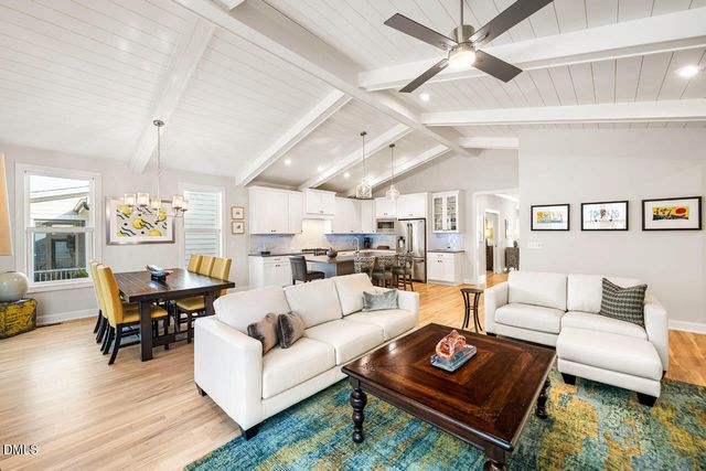 45 Post Oak Road, Chapel Hill, NC 27516