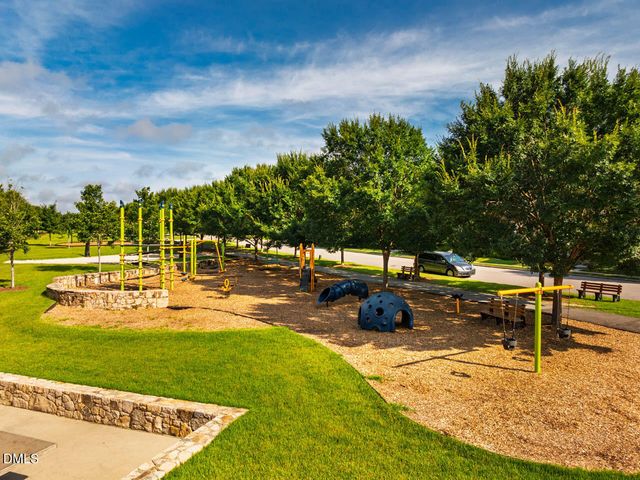 45 Post Oak Road, Chapel Hill, NC 27516