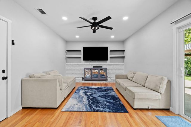 401 Arnold Drive, Gilroy, CA 95020