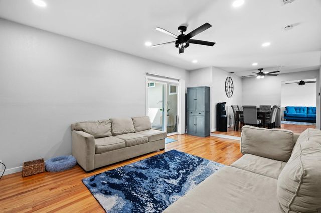 401 Arnold Drive, Gilroy, CA 95020