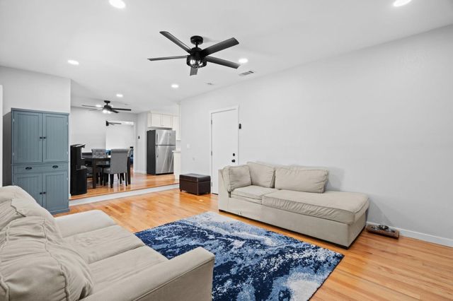 401 Arnold Drive, Gilroy, CA 95020