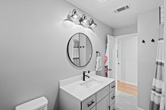 401 Arnold Drive, Gilroy, CA 95020