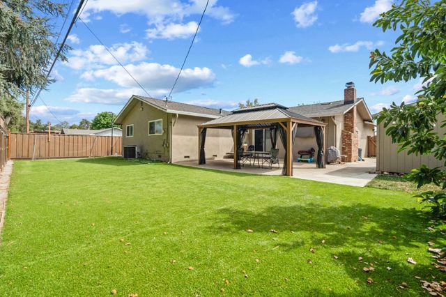 401 Arnold Drive, Gilroy, CA 95020