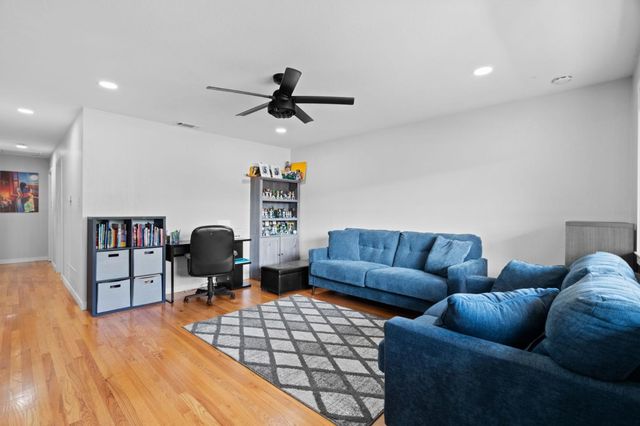 401 Arnold Drive, Gilroy, CA 95020