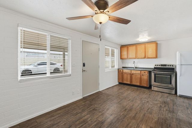 623 S Country Club Drive Apt 3, Mesa, AZ 85210