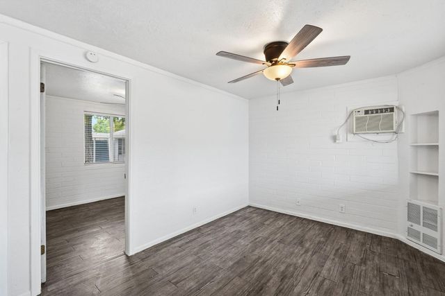 623 S Country Club Drive Apt 3, Mesa, AZ 85210