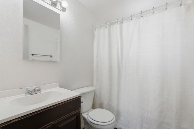 623 S Country Club Drive Apt 3, Mesa, AZ 85210