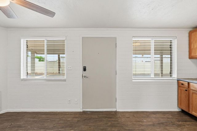 623 S Country Club Drive Apt 3, Mesa, AZ 85210