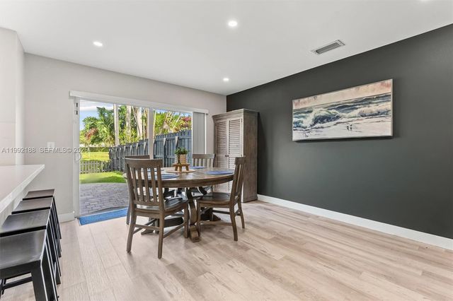 4420 SW 82nd Way, Davie, FL 33328