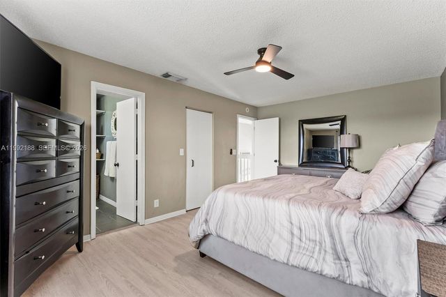 4420 SW 82nd Way, Davie, FL 33328