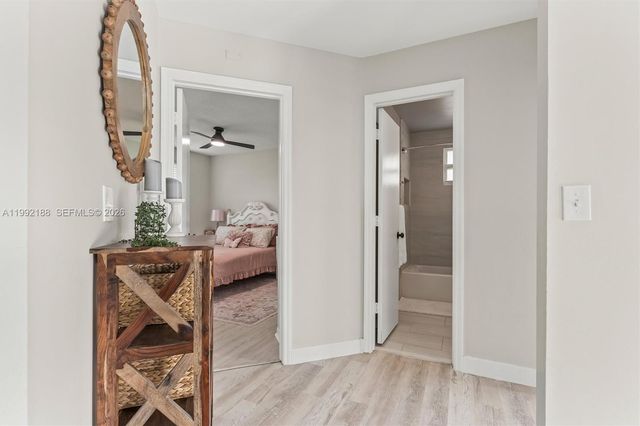 4420 SW 82nd Way, Davie, FL 33328