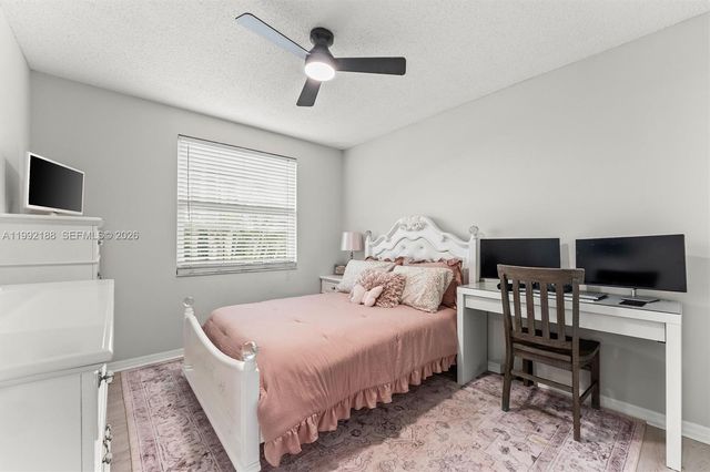 4420 SW 82nd Way, Davie, FL 33328