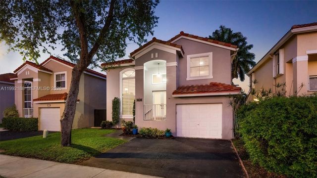 4420 SW 82nd Way, Davie, FL 33328