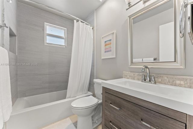 4420 SW 82nd Way, Davie, FL 33328