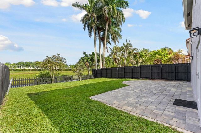 4420 SW 82nd Way, Davie, FL 33328