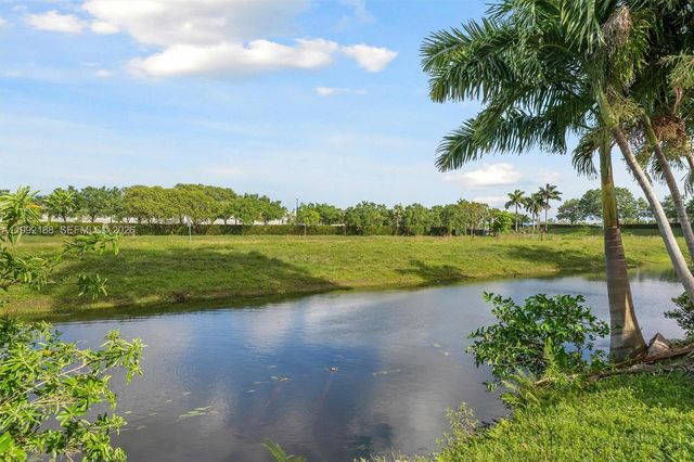 4420 SW 82nd Way, Davie, FL 33328