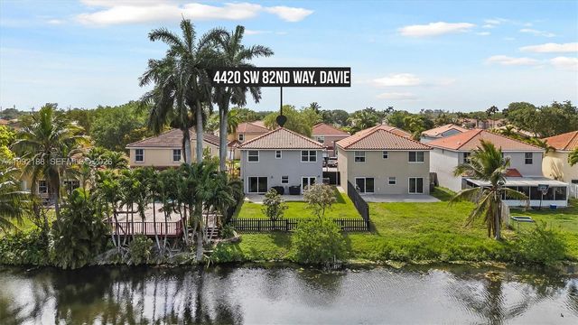 4420 SW 82nd Way, Davie, FL 33328