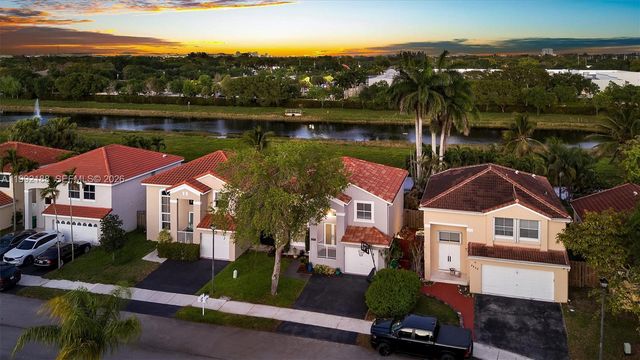 4420 SW 82nd Way, Davie, FL 33328