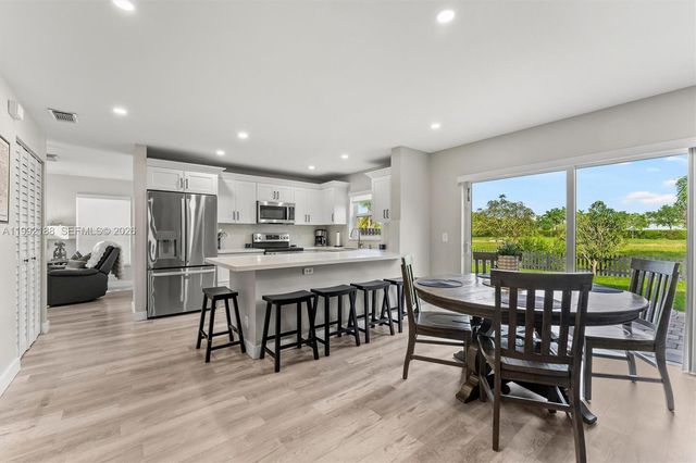 4420 SW 82nd Way, Davie, FL 33328