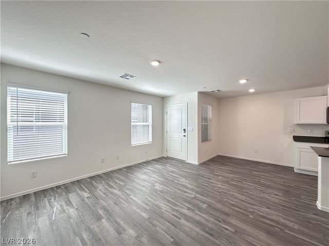 4921 Hunter Mesa Avenue, Las Vegas, NV 89139