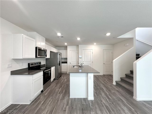 4921 Hunter Mesa Avenue, Las Vegas, NV 89139