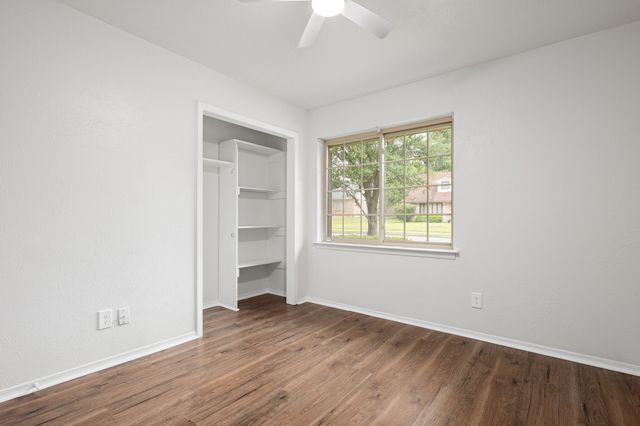 813 Chevy Chase Drive, Garland, TX 75043