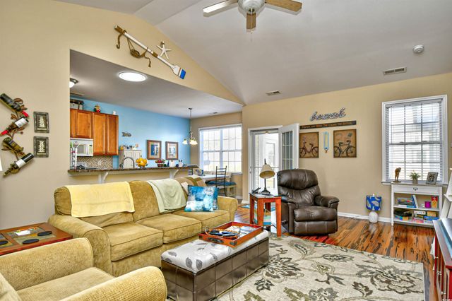 1416 Virginia Pine Dr., Longs, SC 29568