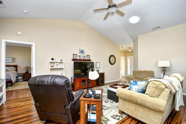 1416 Virginia Pine Dr., Longs, SC 29568