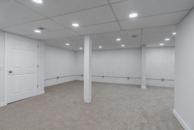 6420 N Ripley Street, Davenport, IA 52806