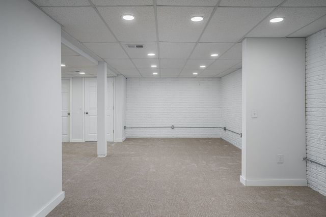 6420 N Ripley Street, Davenport, IA 52806