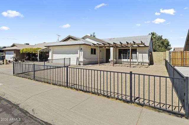 3330 W ROSE GARDEN Lane, Phoenix, AZ 85027