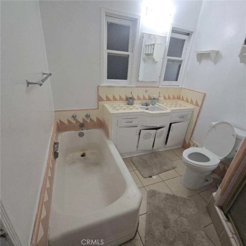 9505 Bryson, South Gate, CA 90280