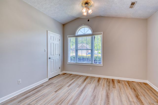 3477 Eastbrooke Court, Newburgh, IN 47630