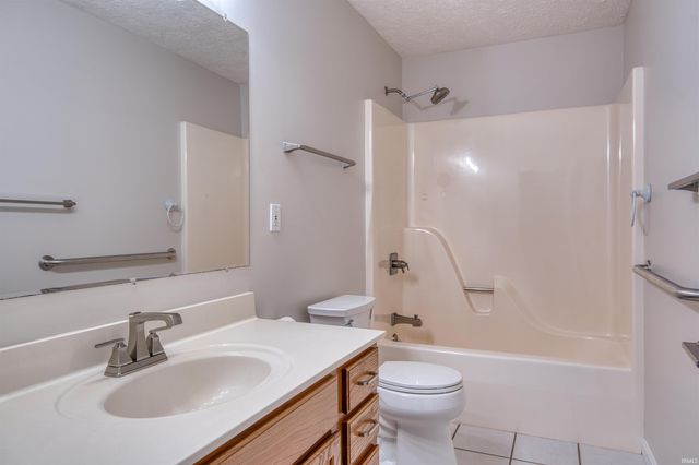 3477 Eastbrooke Court, Newburgh, IN 47630