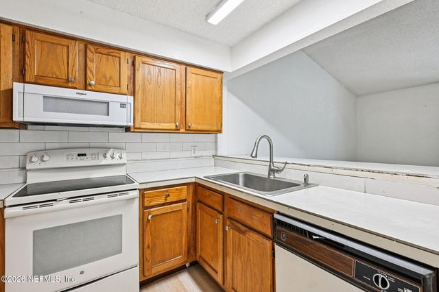 3541 VILLA Place, Jacksonville, FL 32277