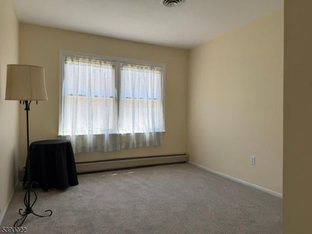 4 Parkview Dr, Roxbury Twp., NJ 07876