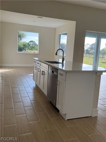 665 N Olivo ST, Clewiston, FL 33440