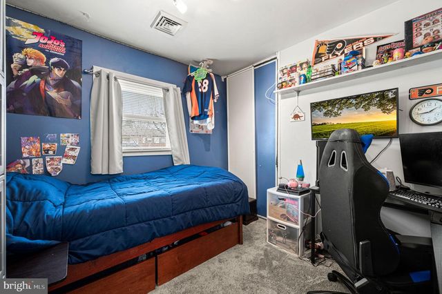 1303 LACEBARK ST, Feasterville Trevose, PA 19053