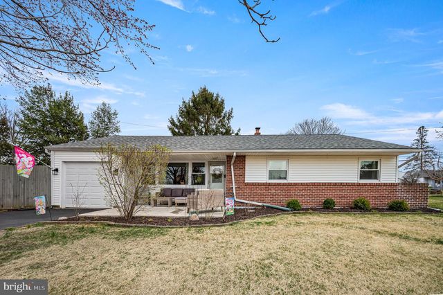 1303 LACEBARK ST, Feasterville Trevose, PA 19053