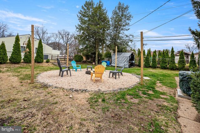 1303 LACEBARK ST, Feasterville Trevose, PA 19053