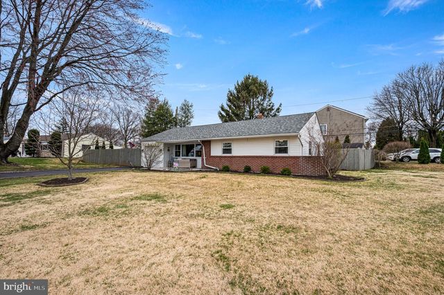 1303 LACEBARK ST, Feasterville Trevose, PA 19053