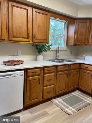 762 ERFORD RD, Camp Hill, PA 17011