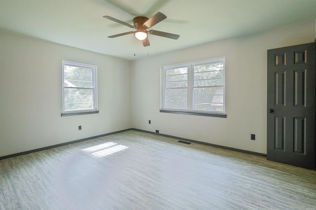 217 Cedarwood Drive, Hot Springs, AR 71901