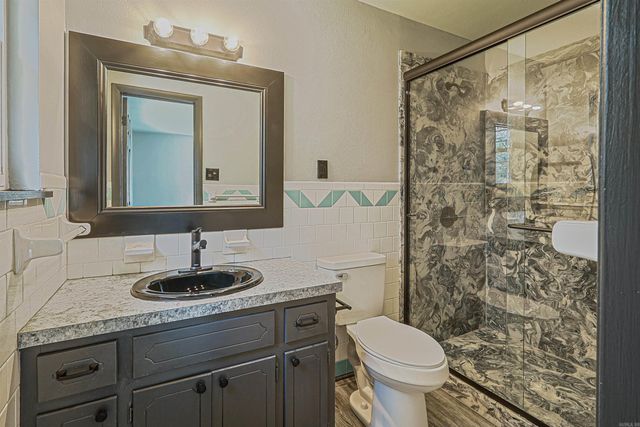 217 Cedarwood Drive, Hot Springs, AR 71901