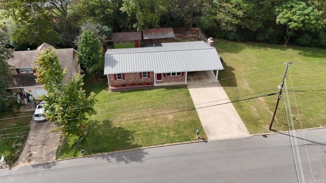 217 Cedarwood Drive, Hot Springs, AR 71901