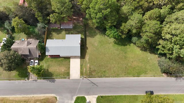 217 Cedarwood Drive, Hot Springs, AR 71901