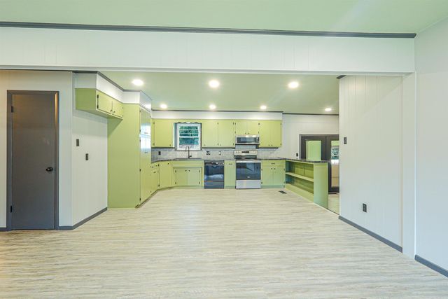 217 Cedarwood Drive, Hot Springs, AR 71901