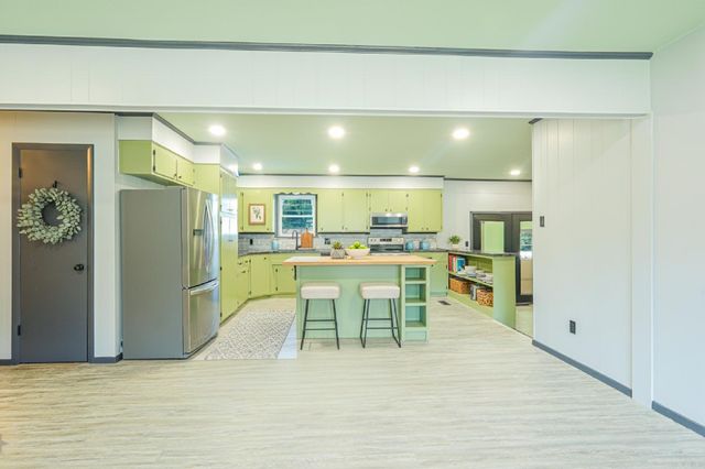 217 Cedarwood Drive, Hot Springs, AR 71901