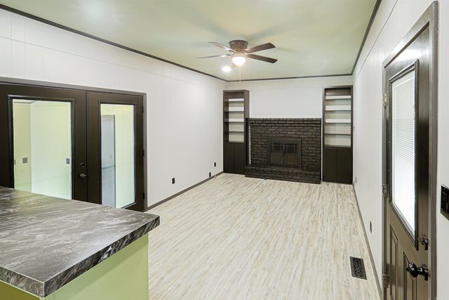 217 Cedarwood Drive, Hot Springs, AR 71901